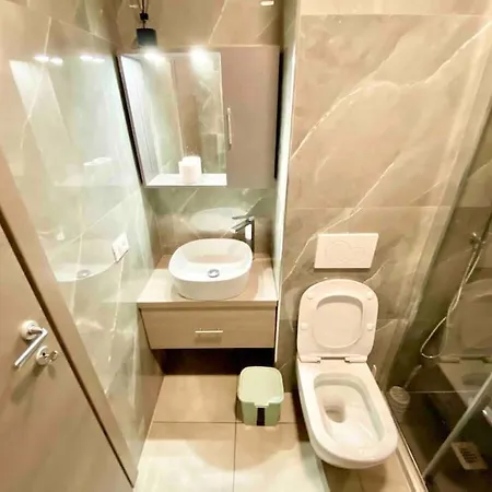 Appartement 12 Minuti Dal Duomometro+10 Posti Letto *
